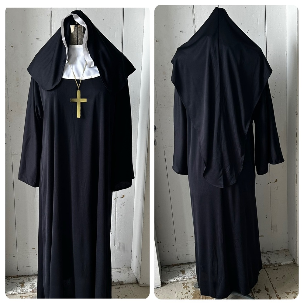 Vintage Adult Religious NUN Halloween Costume Costume In Original Package